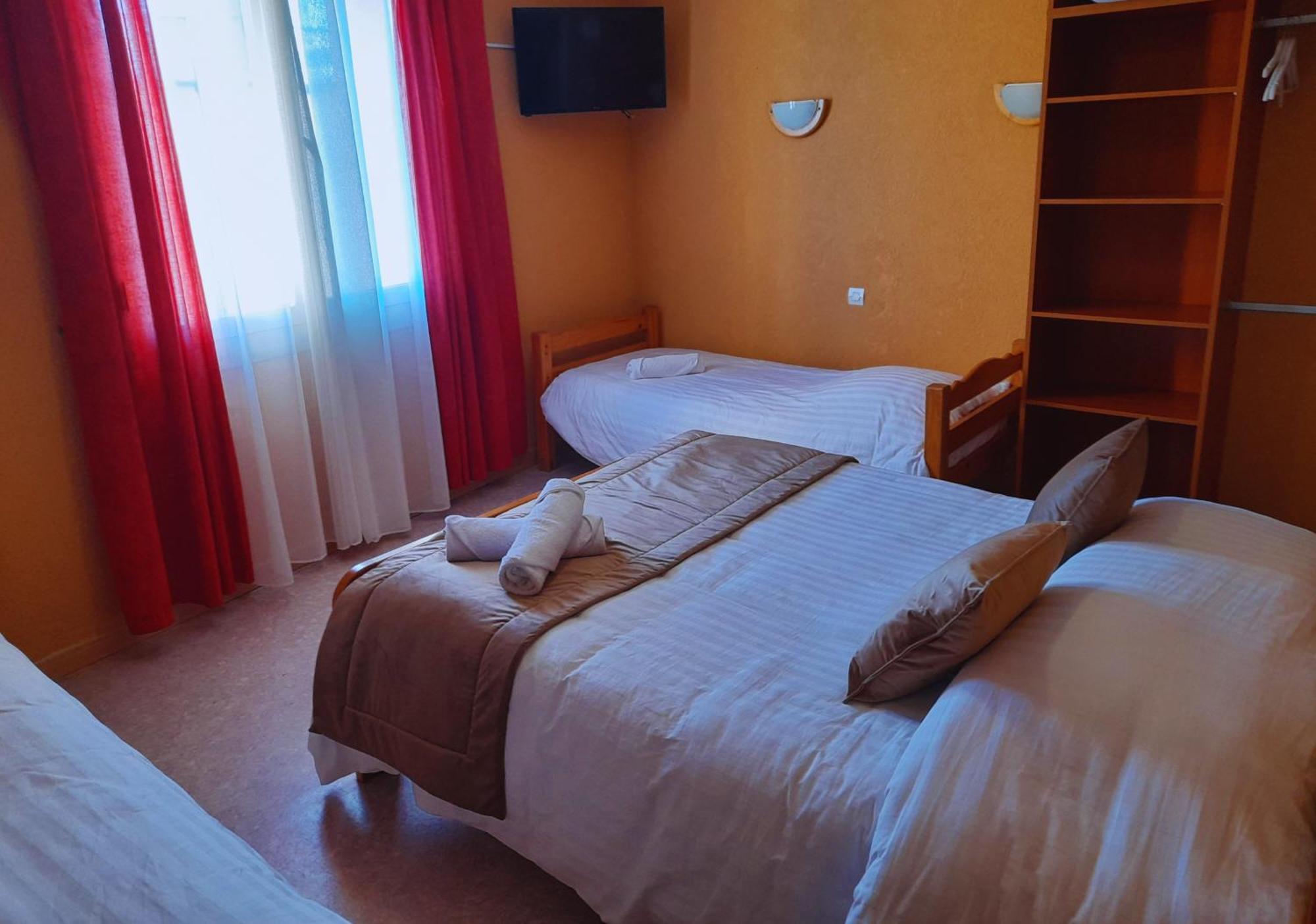 Le Catalan - Hotel Et Appartements มอง-ลูอิส ภายนอก รูปภาพ