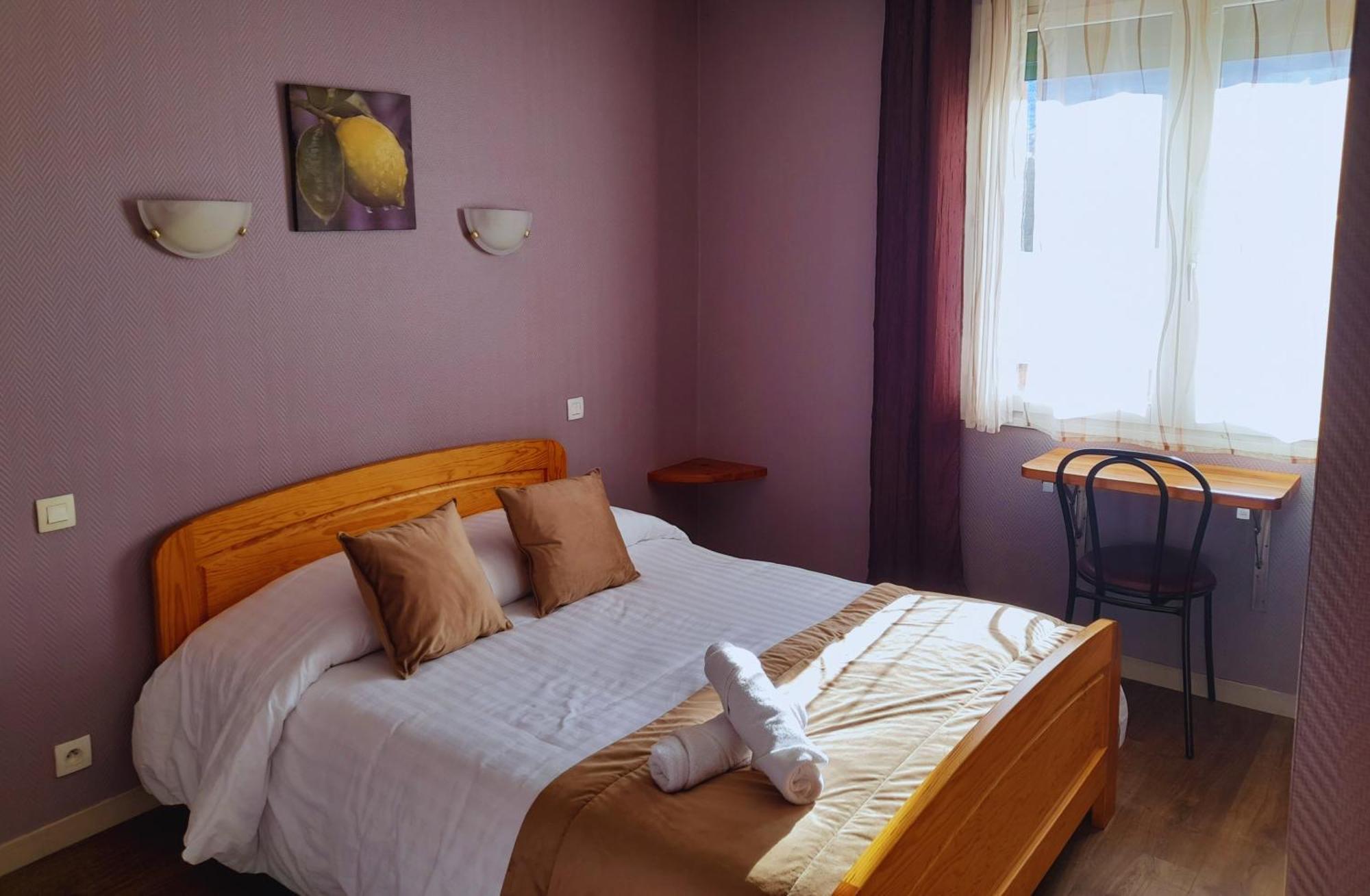 Le Catalan - Hotel Et Appartements มอง-ลูอิส ภายนอก รูปภาพ