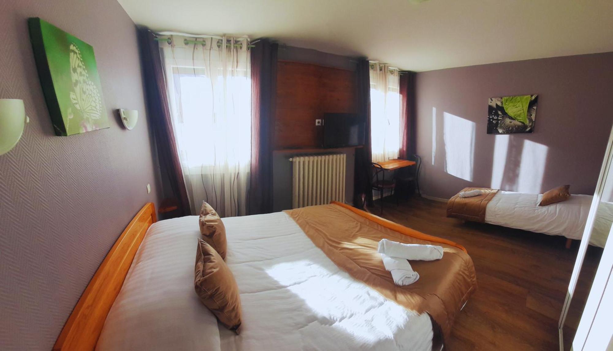 Le Catalan - Hotel Et Appartements มอง-ลูอิส ภายนอก รูปภาพ