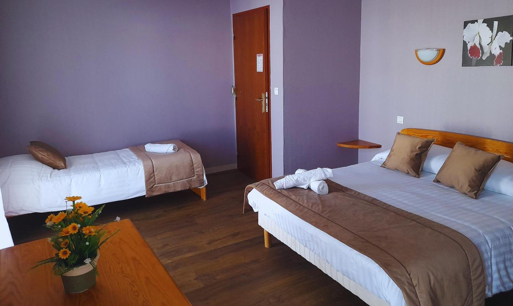 Le Catalan - Hotel Et Appartements มอง-ลูอิส ภายนอก รูปภาพ