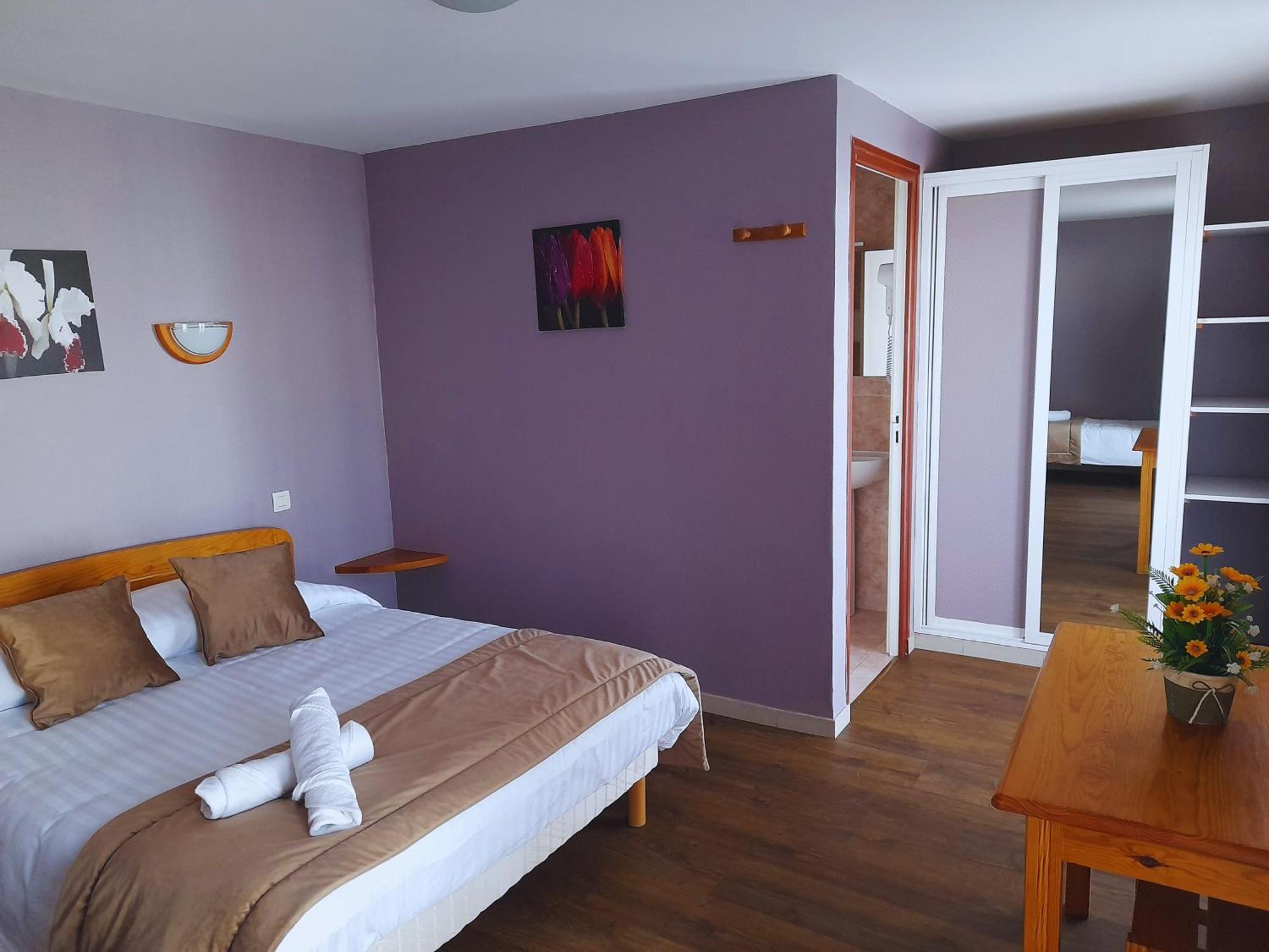 Le Catalan - Hotel Et Appartements มอง-ลูอิส ภายนอก รูปภาพ